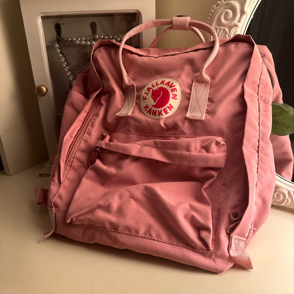 Fjallraven Kanken Backpack